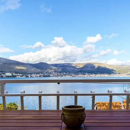 Nevenka Apartment Trogir